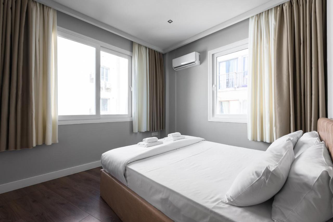 Upper Floor, The Luxury Suites Солун Екстериор снимка