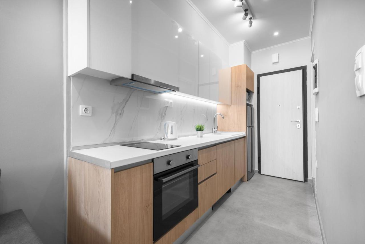 Upper Floor, The Luxury Suites Солун Екстериор снимка